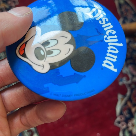Disneyland vintage 90s Mickey Mouse pin - Picture 3 of 4